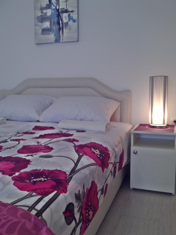 Kotor Kelly Apartments Ruang foto