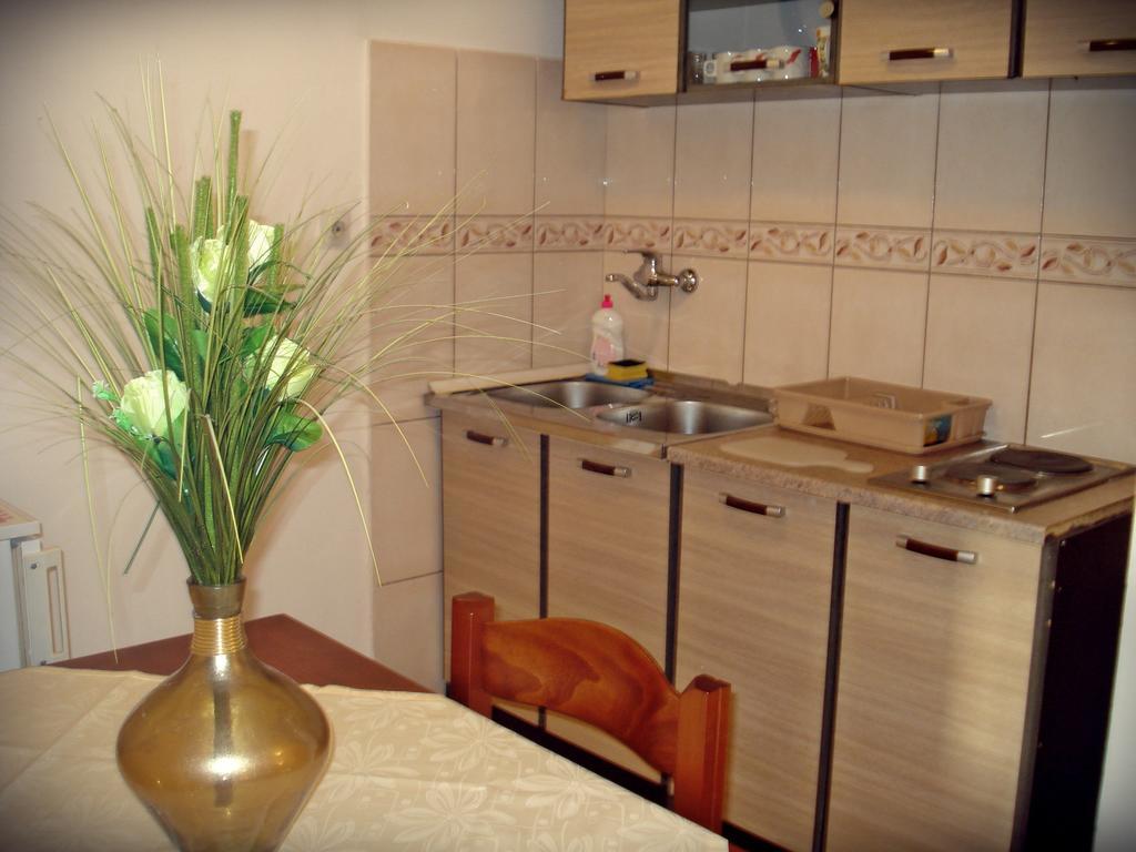 Kotor Kelly Apartments Ruang foto